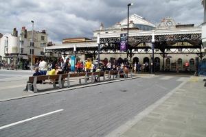 The taxi lane leading up to the front of Brighton Station.