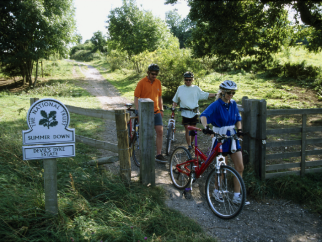 Picture of cyclists on a footpath at Ditching Beacon on the South Downs