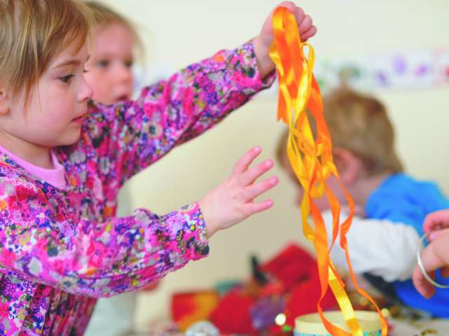 Picture of young child playing. 