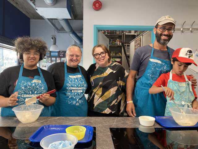 Councillor Emma Daniel taking part in an HAF session run by Brighton & Hove Food Partnership.