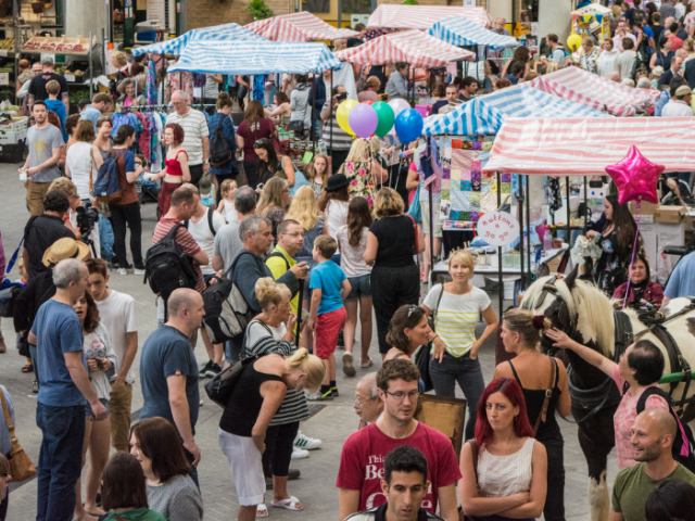 a picture of a busy market street